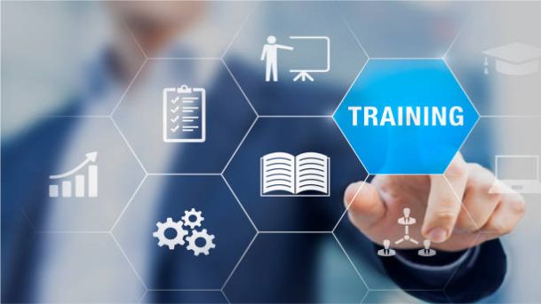 Treinamento técnico e operacional